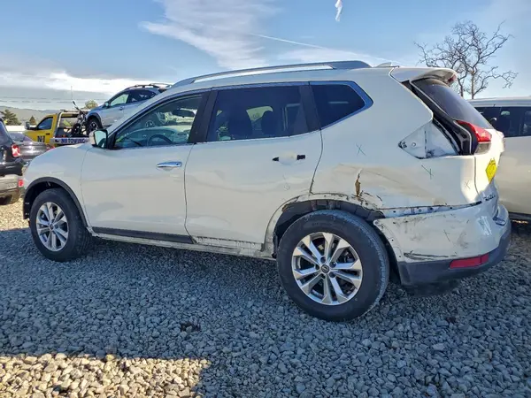 5N1AT2MT9JC839751 2018 NISSAN ROGUE - Image 2