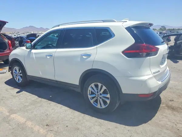 5N1AT2MT9JC850667 2018 NISSAN ROGUE - Image 2