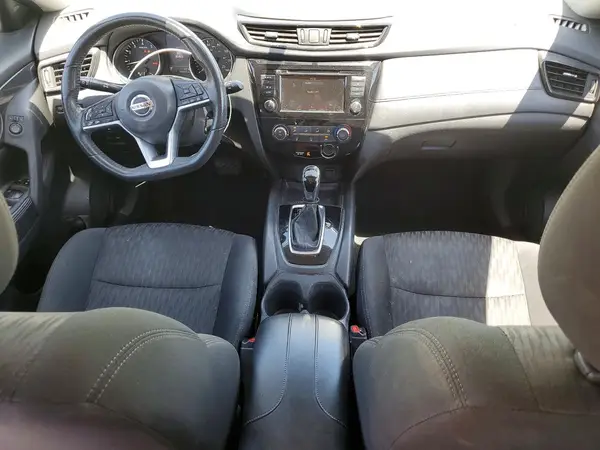 5N1AT2MT9JC850667 2018 NISSAN ROGUE - Image 8