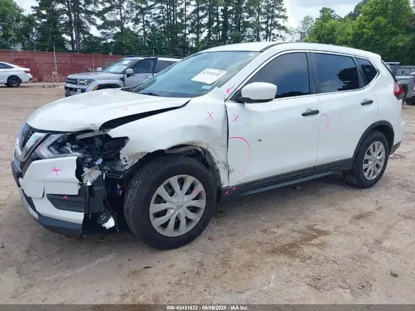 5N1AT2MT9KC705792 2019 NISSAN ROGUE - Image 2