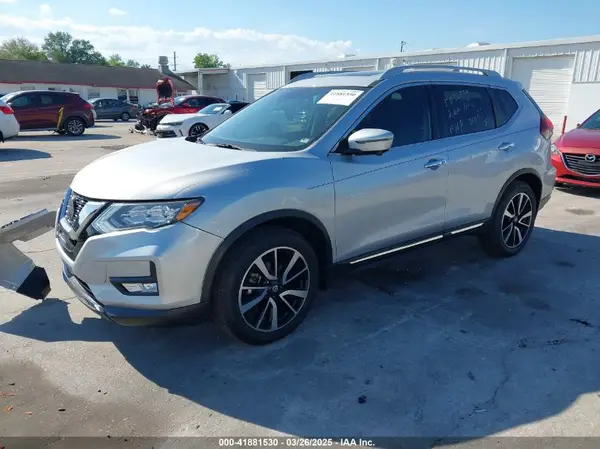 5N1AT2MT9KC712922 2019 NISSAN ROGUE - Image 2