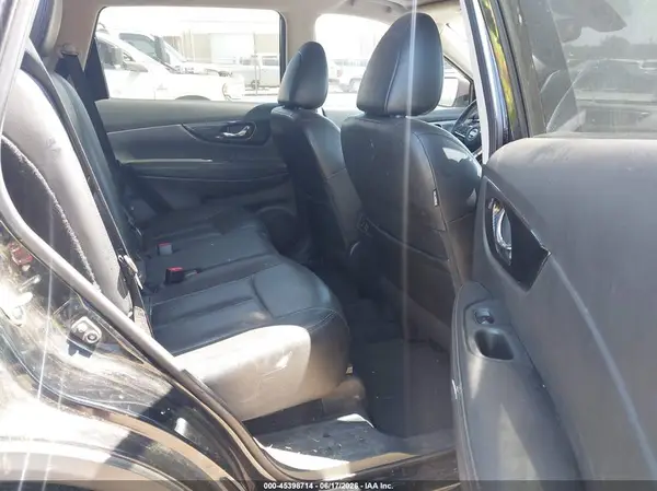 5N1AT2MT9KC716193 2019 NISSAN ROGUE - Image 8