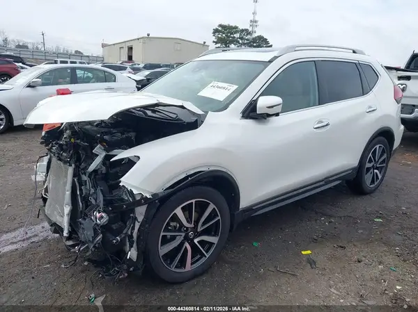 5N1AT2MT9KC716596 2019 NISSAN ROGUE - Image 2