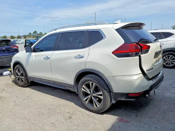 5N1AT2MT9KC721801 2019 NISSAN ROGUE - Image 2