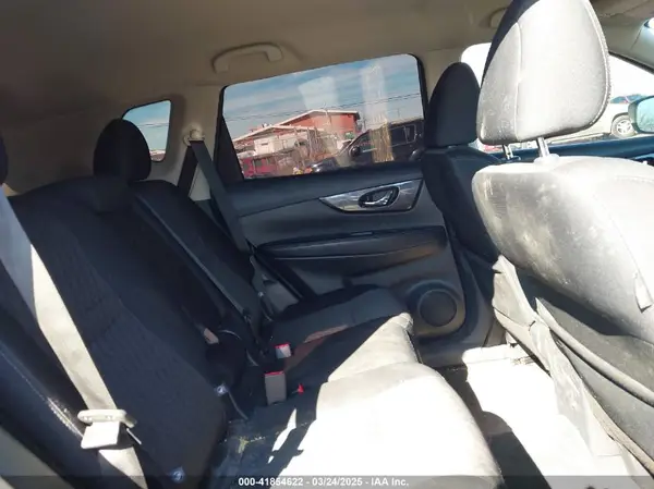 5N1AT2MT9KC725637 2019 NISSAN ROGUE - Image 8