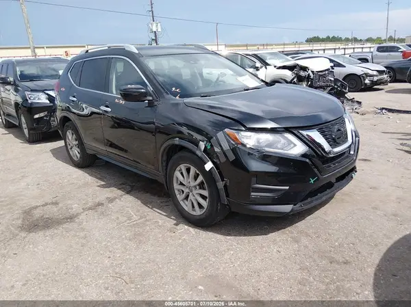 5N1AT2MT9KC727467 2019 NISSAN ROGUE - Image 1