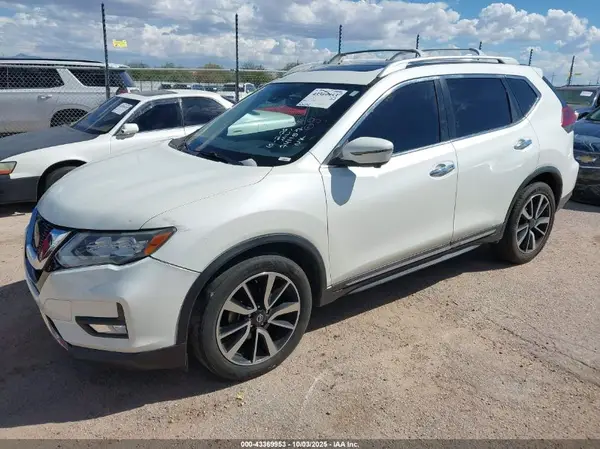 5N1AT2MT9KC741157 2019 NISSAN ROGUE - Image 2
