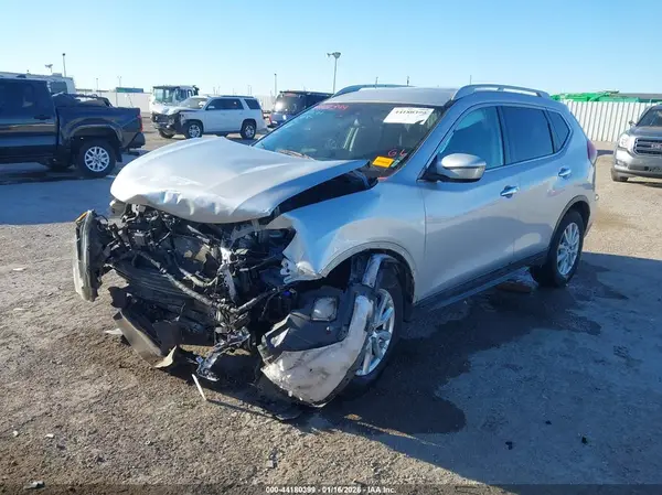 5N1AT2MT9KC768830 2019 NISSAN ROGUE - Image 2