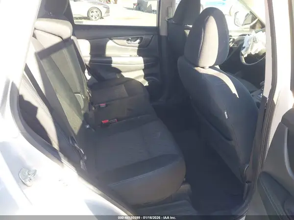 5N1AT2MT9KC768830 2019 NISSAN ROGUE - Image 8