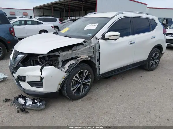 5N1AT2MT9KC769119 2019 NISSAN ROGUE - Image 2
