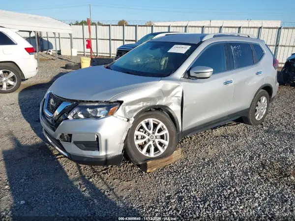 5N1AT2MT9KC770562 2019 NISSAN ROGUE - Image 2