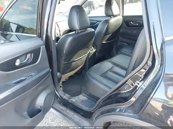 5N1AT2MT9KC776152 2019 NISSAN ROGUE - Image 8