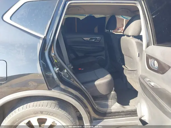 5N1AT2MT9KC802524 2019 NISSAN ROGUE - Image 8