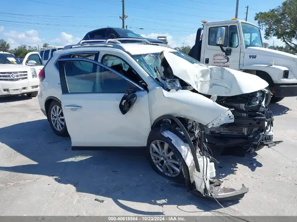 5N1AT2MT9KC830100 2019 NISSAN ROGUE - Image 1