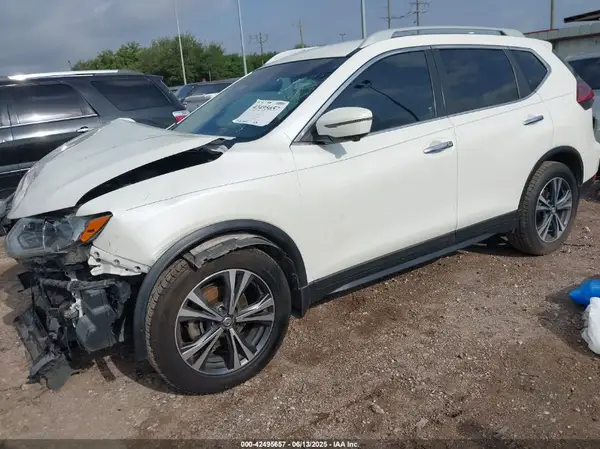5N1AT2MT9KC832526 2019 NISSAN ROGUE - Image 2