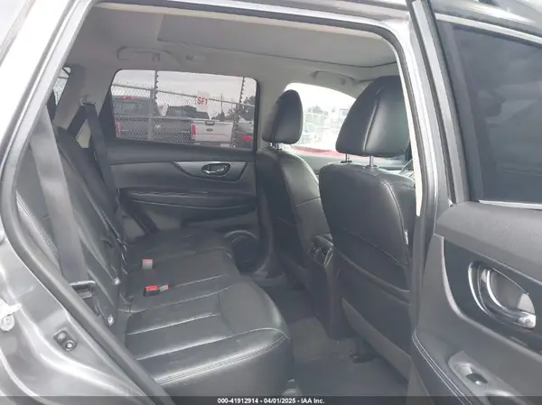5N1AT2MTXGC824989 2016 NISSAN ROGUE - Image 8