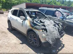 5N1AT2MTXGC827391 2016 NISSAN ROGUE