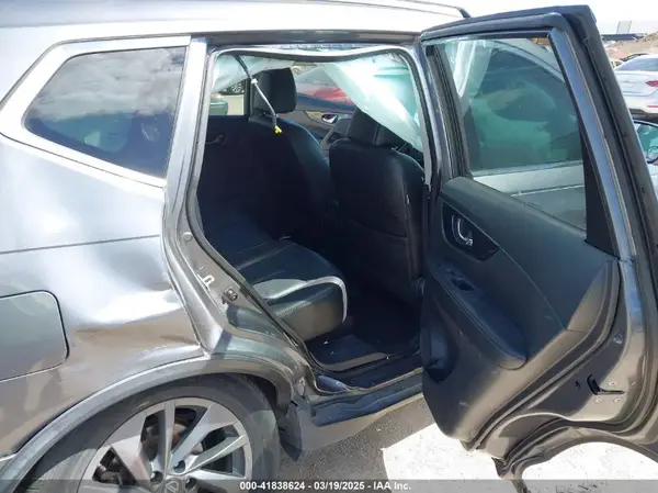 5N1AT2MTXGC874078 2016 NISSAN ROGUE - Image 8