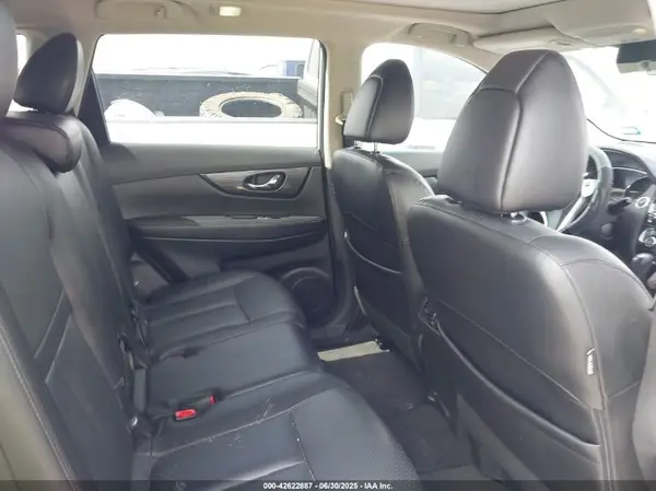 5N1AT2MTXGC875067 2016 NISSAN ROGUE - Image 8