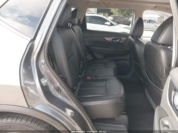 5N1AT2MTXGC878938 2016 NISSAN ROGUE - Image 8