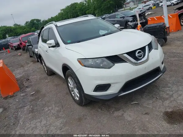 5N1AT2MTXGC916054 2016 NISSAN ROGUE - Image 1