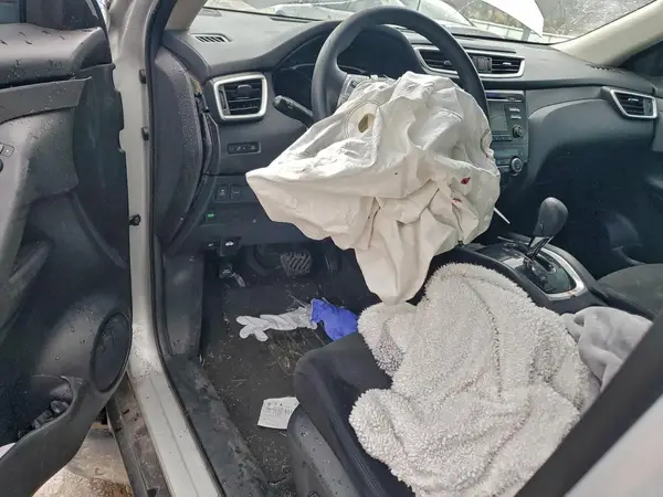 5N1AT2MTXGC918399 2016 NISSAN ROGUE - Image 8