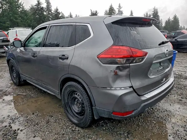 5N1AT2MTXHC736560 2017 NISSAN ROGUE - Image 2