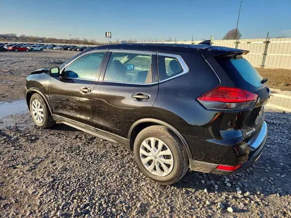 5N1AT2MTXHC739930 2017 NISSAN ROGUE - Image 2