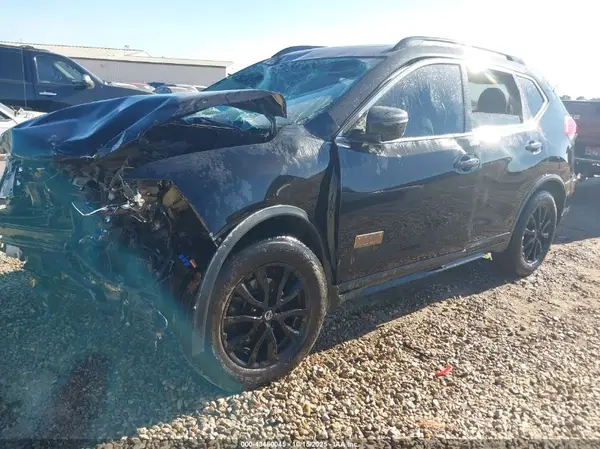 5N1AT2MTXHC757022 2017 NISSAN ROGUE - Image 2