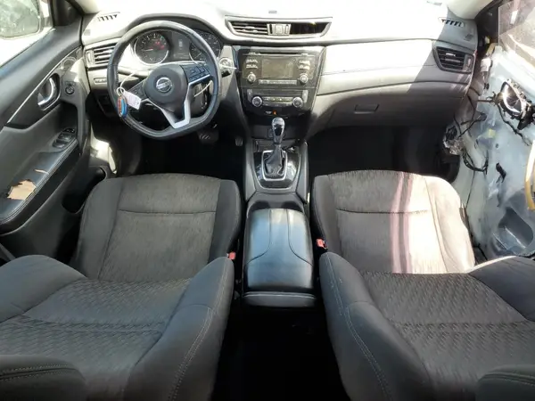 5N1AT2MTXHC763788 2017 NISSAN ROGUE - Image 8