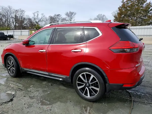5N1AT2MTXHC764763 2017 NISSAN ROGUE - Image 2