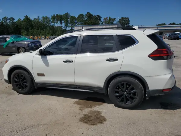 5N1AT2MTXHC771678 2017 NISSAN ROGUE - Image 2