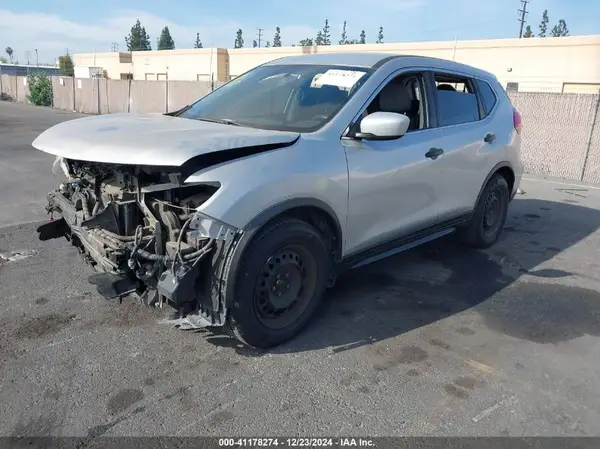 5N1AT2MTXHC796354 2017 NISSAN ROGUE - Image 2