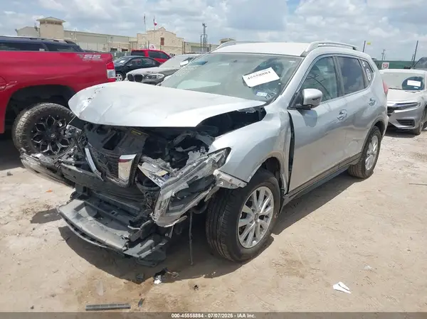 5N1AT2MTXHC804520 2017 NISSAN ROGUE - Image 2