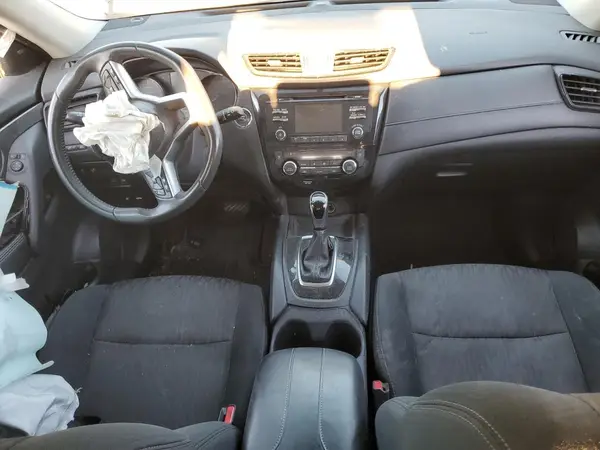 5N1AT2MTXHC804940 2017 NISSAN ROGUE - Image 8