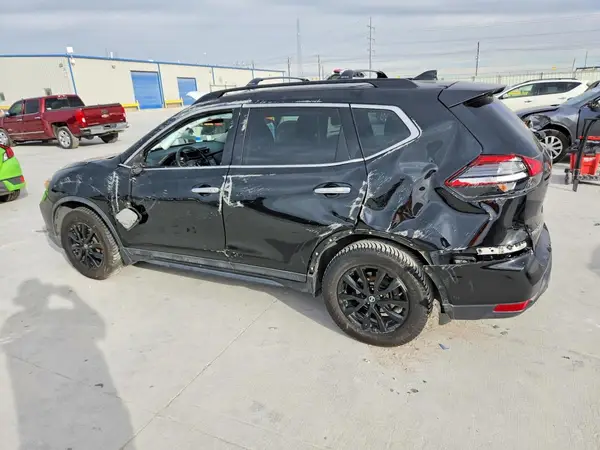 5N1AT2MTXHC806624 2017 NISSAN ROGUE - Image 2
