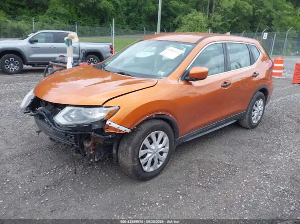 5N1AT2MTXHC810897 2017 NISSAN ROGUE - Image 2