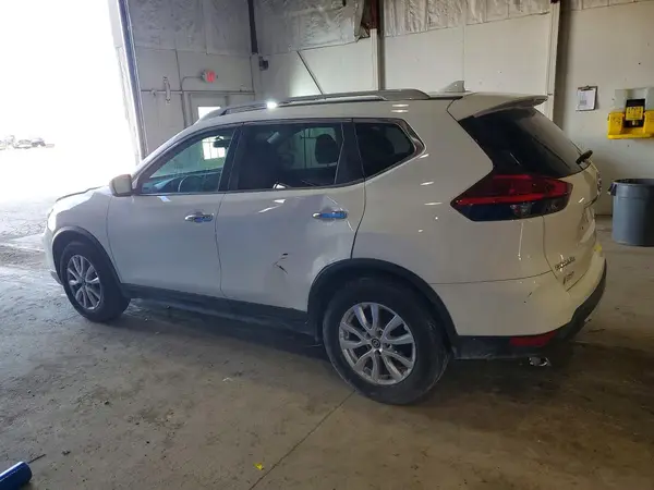 5N1AT2MTXHC824704 2017 NISSAN ROGUE - Image 2