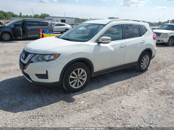 5N1AT2MTXHC824847 2017 NISSAN ROGUE - Image 2