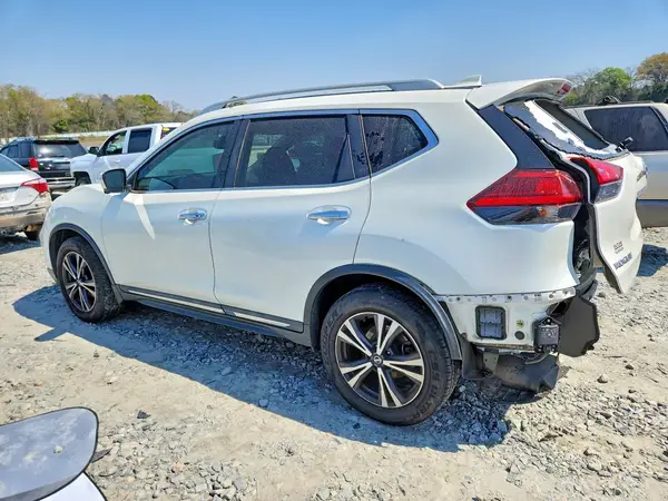 5N1AT2MTXHC828543 2017 NISSAN ROGUE - Image 2