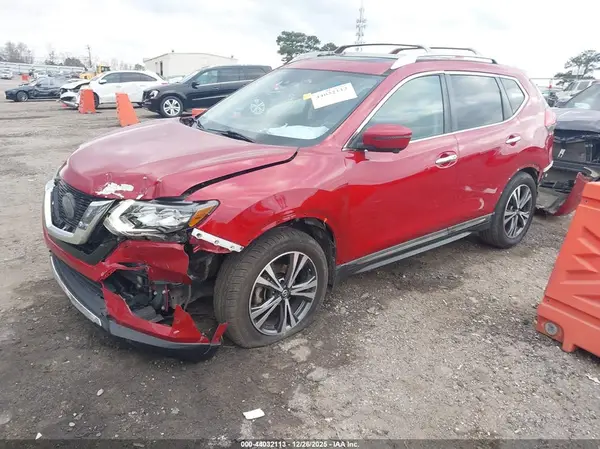 5N1AT2MTXHC828588 2017 NISSAN ROGUE - Image 2