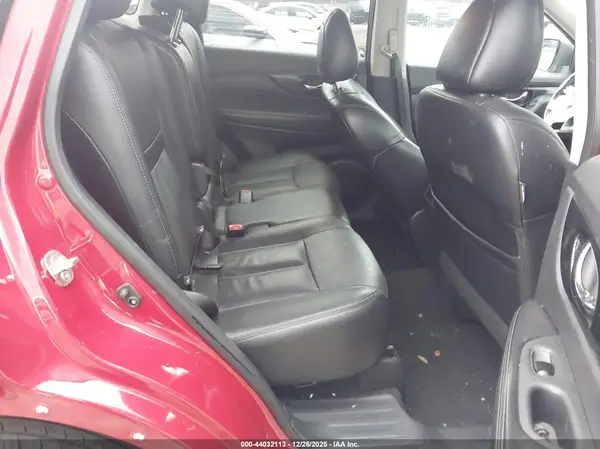 5N1AT2MTXHC828588 2017 NISSAN ROGUE - Image 8