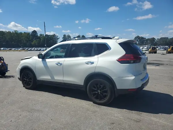 5N1AT2MTXHC829384 2017 NISSAN ROGUE - Image 2