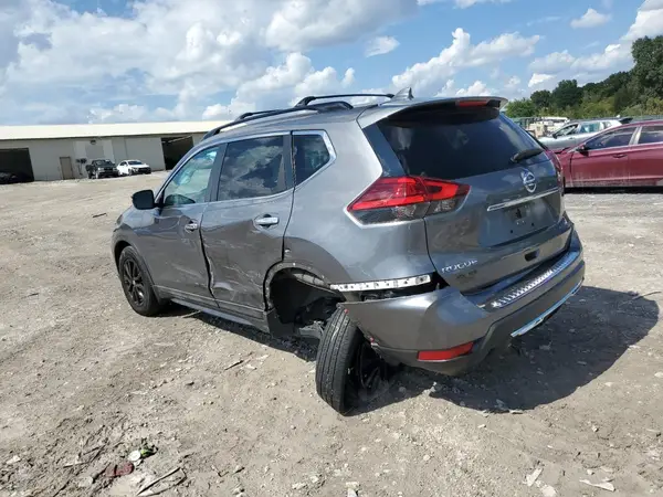 5N1AT2MTXHC834049 2017 NISSAN ROGUE - Image 2