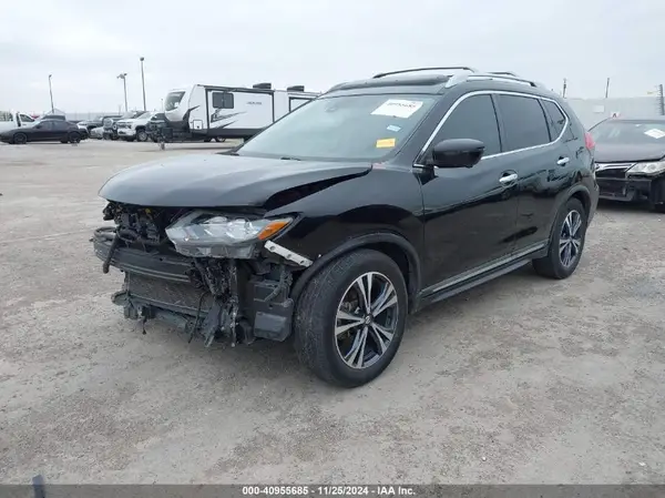 5N1AT2MTXHC837906 2017 NISSAN ROGUE - Image 2