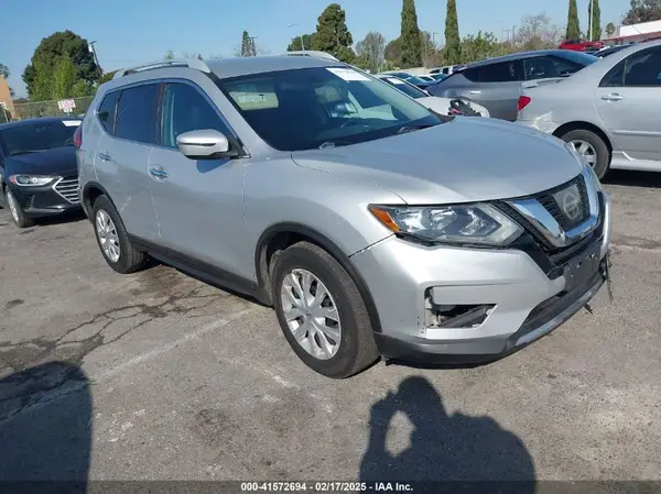 5N1AT2MTXHC839784 2017 NISSAN ROGUE - Image 1