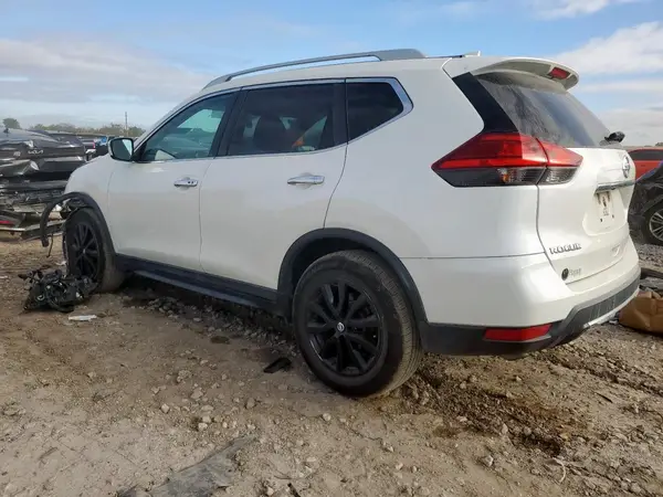 5N1AT2MTXHC848291 2017 NISSAN ROGUE - Image 2