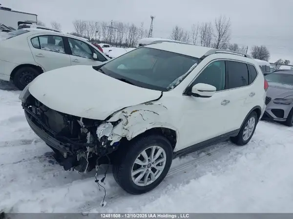 5N1AT2MTXHC855435 2017 NISSAN ROGUE - Image 2