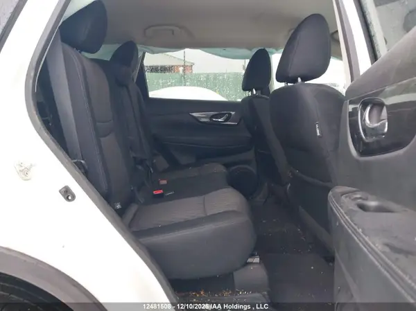 5N1AT2MTXHC855435 2017 NISSAN ROGUE - Image 8