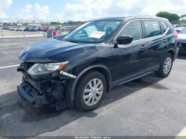 5N1AT2MTXHC860229 2017 NISSAN ROGUE - Image 2